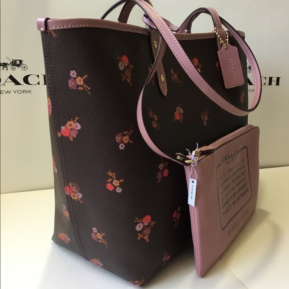 🌷Coach Reversible City Tote NWT. - Picture 3 of 8